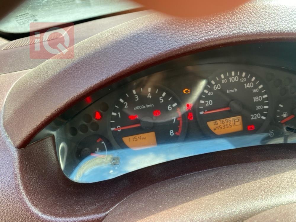 نيسان نافارا